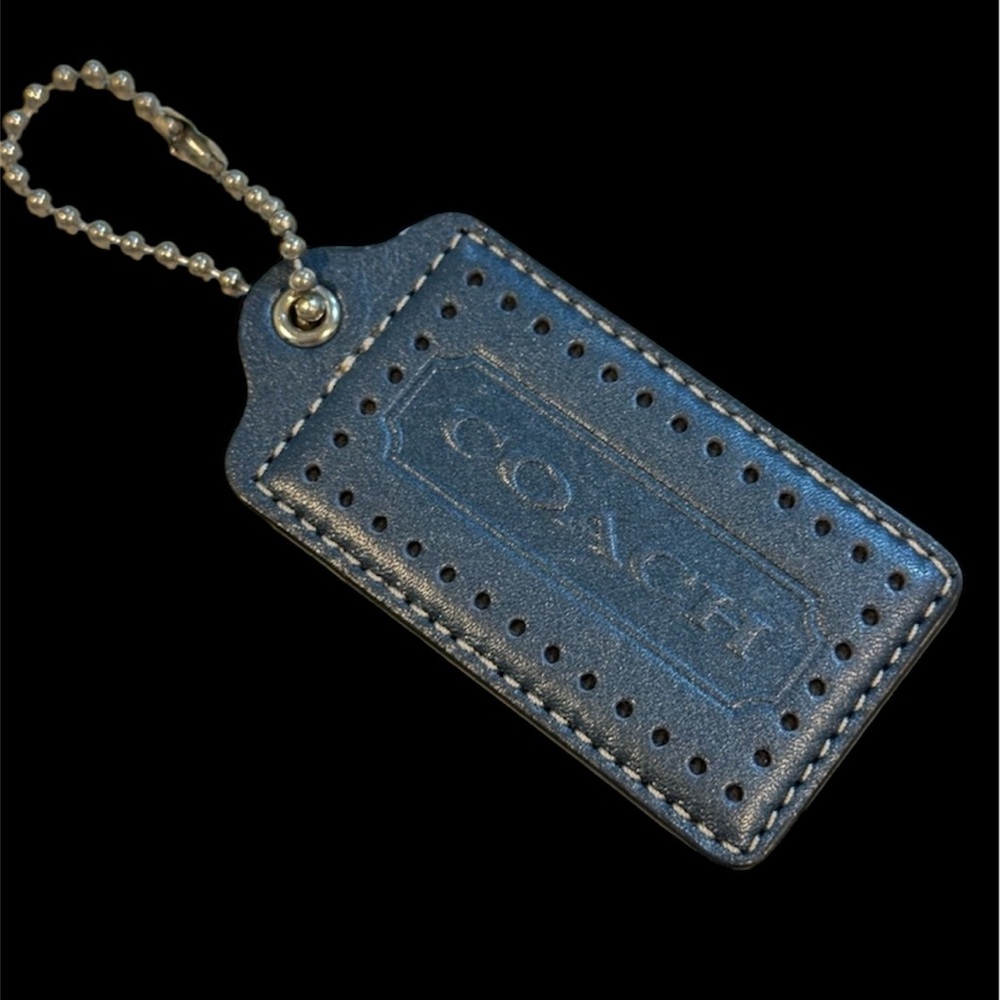 Coach Tag